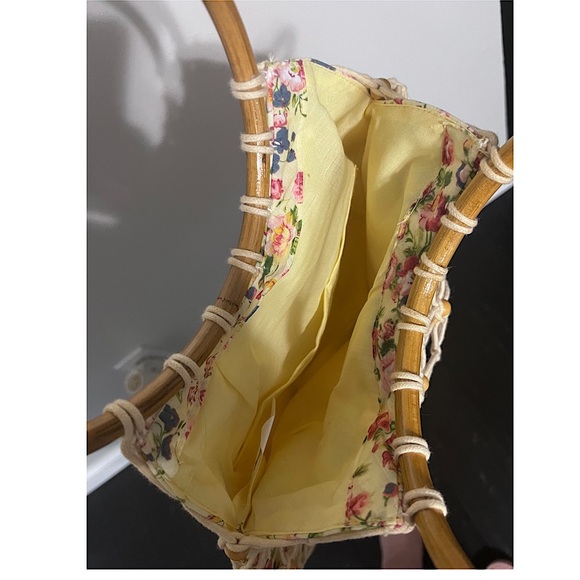 Vintage Inspired Boho Macrame Bag - Picture 3 of 3